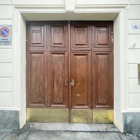 Porta Palazzo 15 Min - Suite Con Netflix & Wi-Fi Torino Eksteriør billede